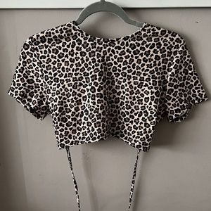 Cheetah Print Going out Top size L